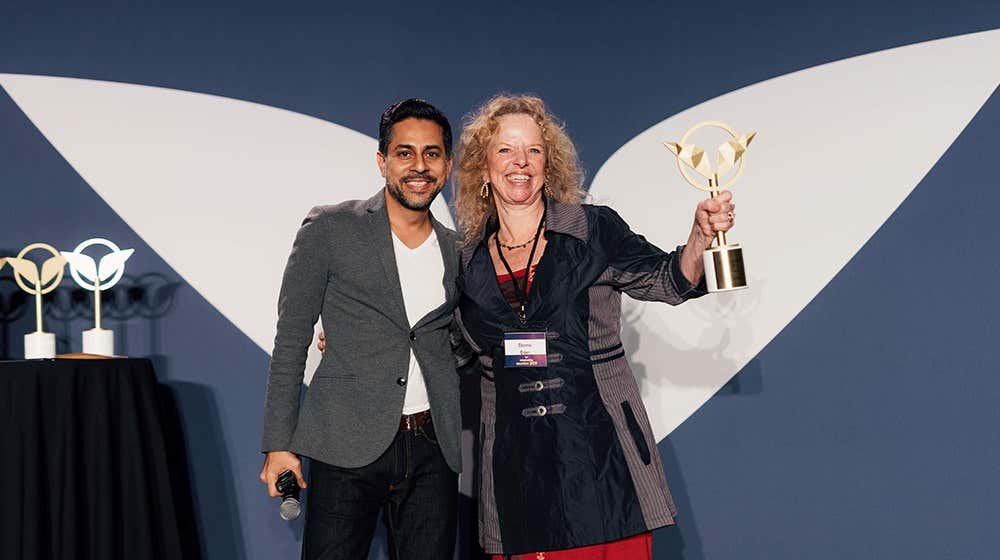 Vishen Lakhiani and Donna Eden at a Mindvalley event