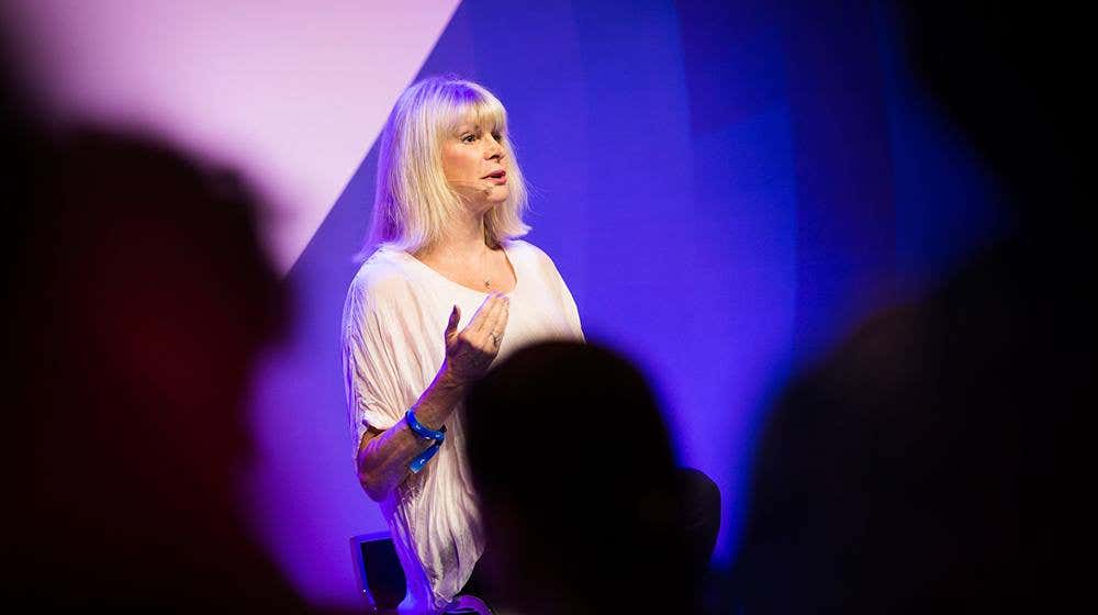 Marisa Peer auf einem Mindvalley event