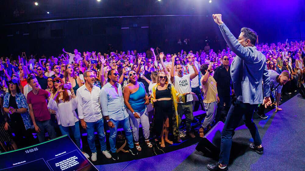 Vishen on the event stage