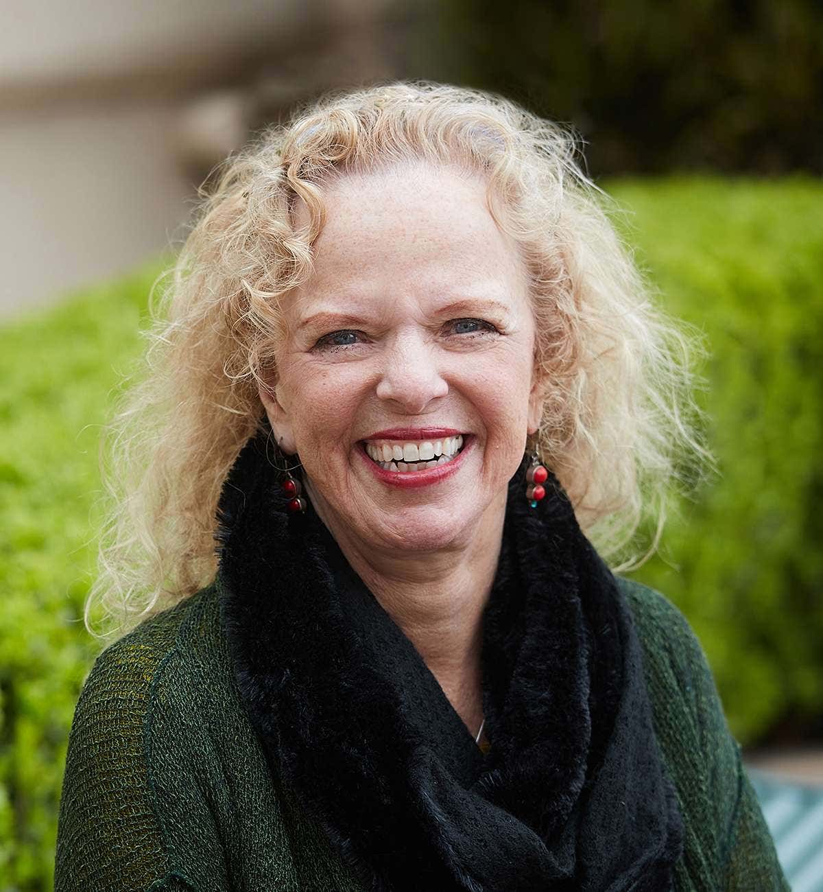 Donna Eden's portrait photo