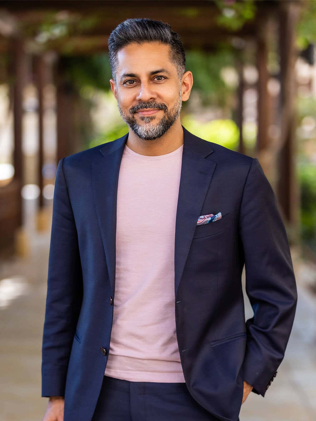 Vishen in a suit