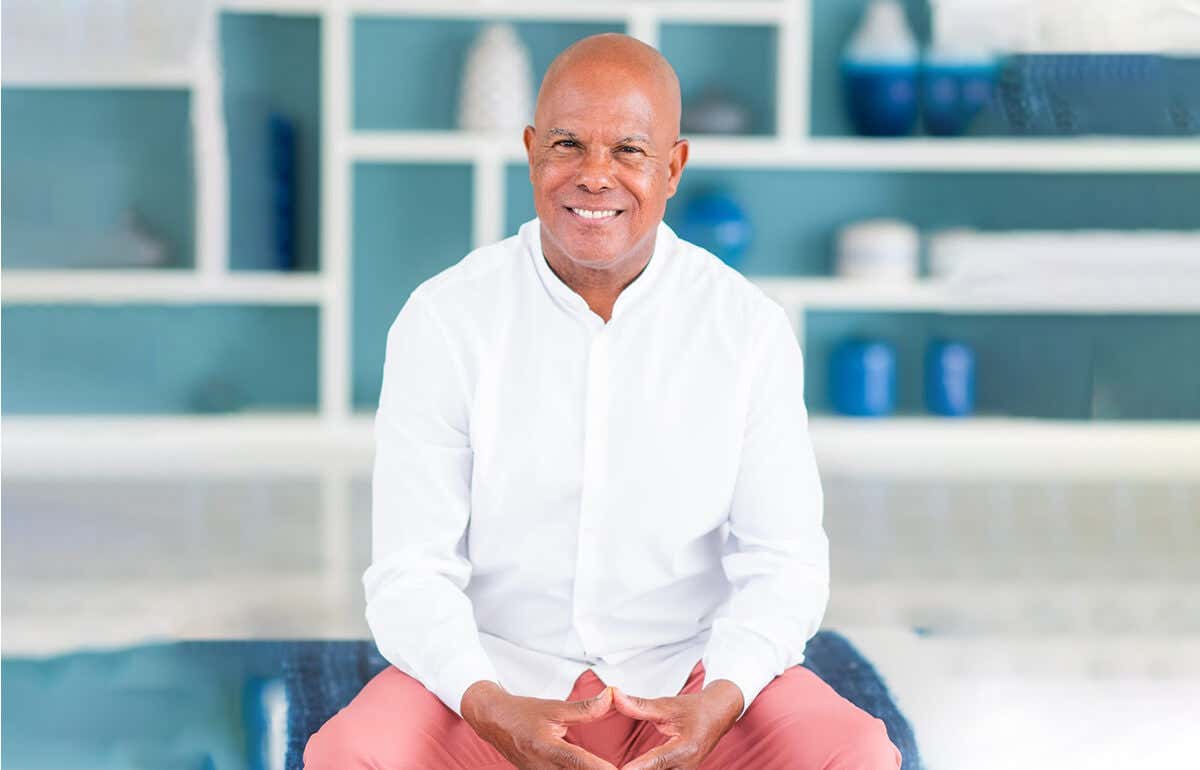 Michael Beckwith Author Picture