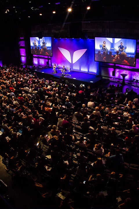 Vishen training 500 people in Tallinn, Estonia on Silva Ultramind